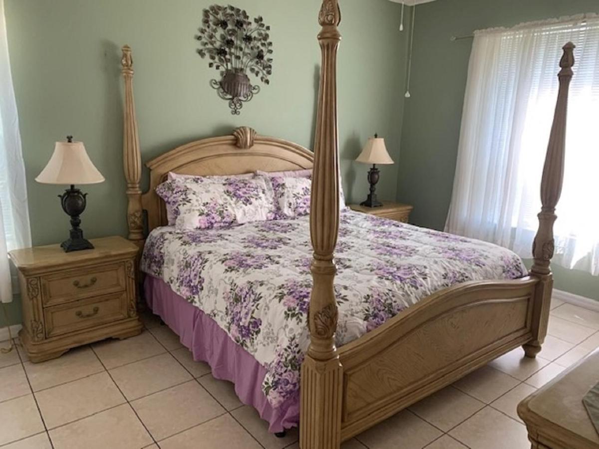 7 Bedroom, 6 Bath And Pool Near Disney In Emerald Island 4 King Master Suites キシミー エクステリア 写真