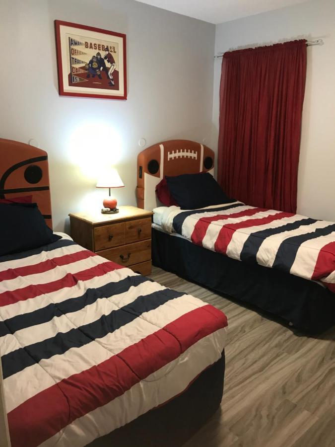 7 Bedroom, 6 Bath And Pool Near Disney In Emerald Island 4 King Master Suites キシミー エクステリア 写真